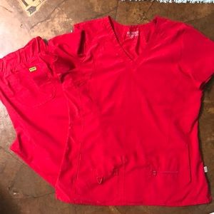 Med Couture activate scrub set size Large